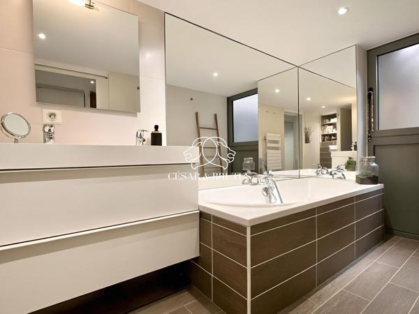 Exclusivité – LYON 6 – Loft (60 m2) – Caves