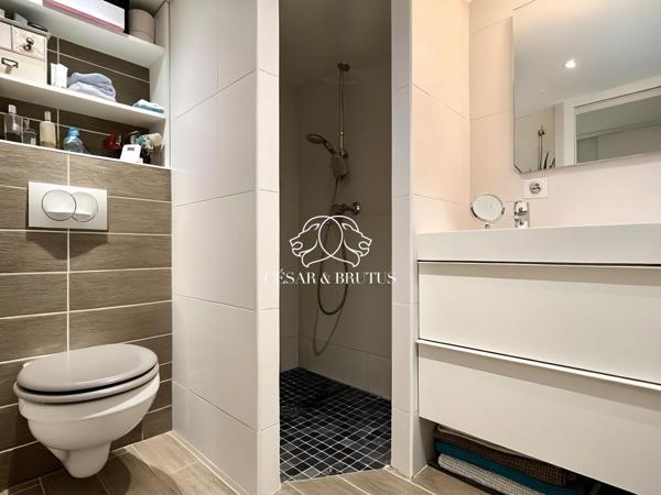 Exclusivité – LYON 6 – Loft (60 m2) – Caves