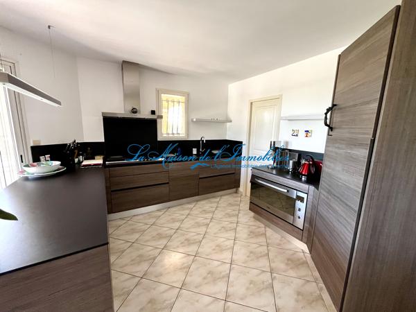 Maison type F6 avec piscine, double garage sur 5144m² de terrain