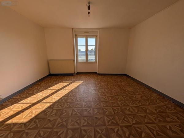 Maison de ville à vendre à Le Lude dans la Sarthe (72800), ref : 13861/1459