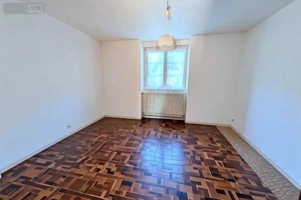 Maison de ville à vendre à Le Lude dans la Sarthe (72800), ref : 13861/1459