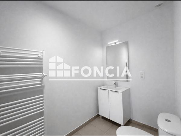 Location Appartement 2 pièces 42.45 m² - Agen 47000