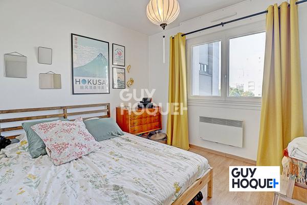 METRO GRATTE-CIEL- APPARTEMENT 2 PIECES 42 m² - BALCON + GRENIER--