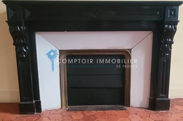 Appartement
                                                                                                                                                                                                                                                                                                                        5 pièce(s)                                                                                                                                                                                                          4 chambre(s)                                                                                                                                                                                                          136  m²