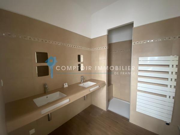 Appartement
                                                                                                                                                                                                                                                                                                                        5 pièce(s)                                                                                                                                                                                                          4 chambre(s)                                                                                                                                                                                                          136  m²