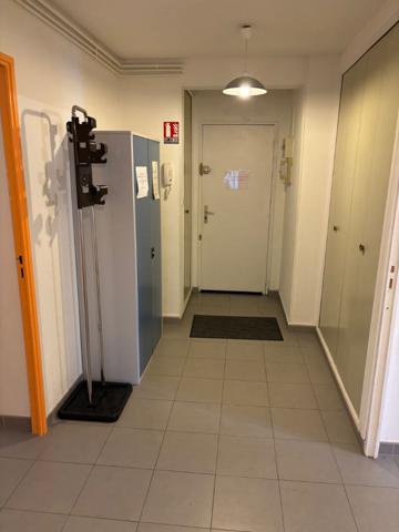 LAXOU CHAMP LE BOEUF- LOCAL PROFESSIONNEL 3  PIECES 70 m²