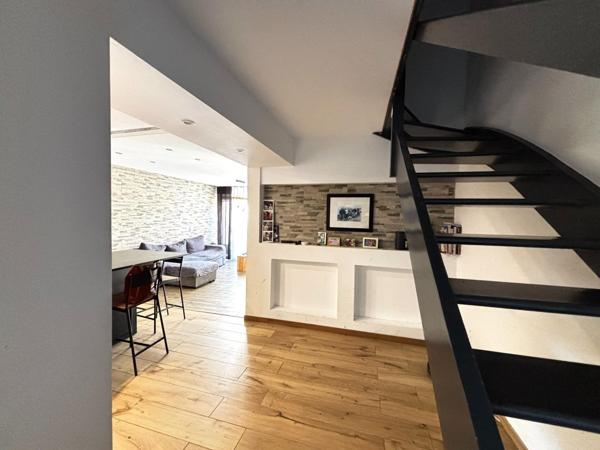 Maison familiale avec garage