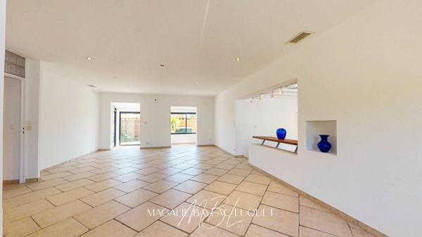 EXCLUSIVITE - CARCASSONNE - VILLA - 4 CHAMBRES - JARDIN - PISCINE - GRAND GARAGE