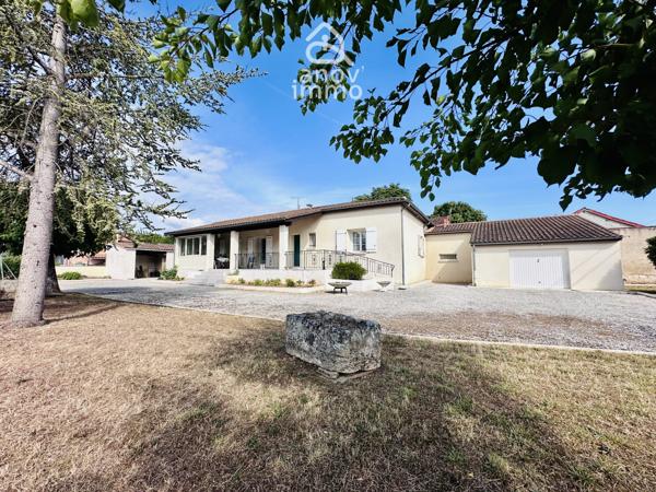 Maison
                                                                                                                                                                                                                                                                                                                        5 pièce(s)                                                                                                                                                                                                          2 chambre(s)                                                                                                                                                                                                          122.67  m²