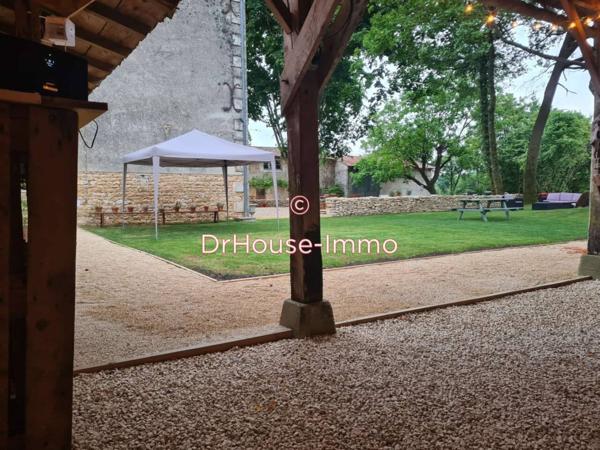 Maison à vendre 9 pièces de 272 m²