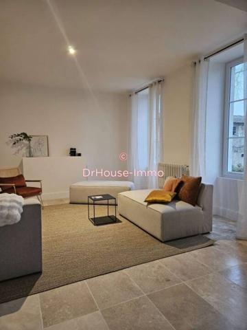 Maison à vendre 9 pièces de 272 m²
