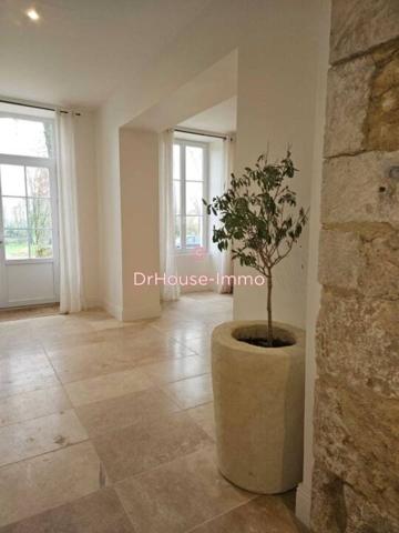Maison à vendre 9 pièces de 272 m²