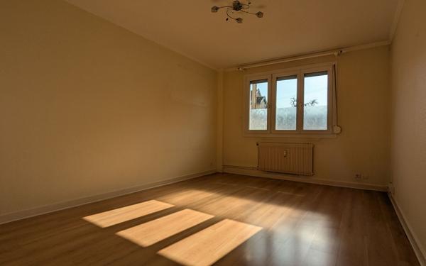 Appartement à vendre    3 pièces • 65,01 m2 Dijon