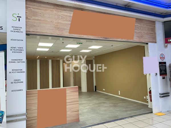 LOCAL COMMERCIAL GALERIE HYPERMARCHE 59 m2 + RESERVE 51 m2