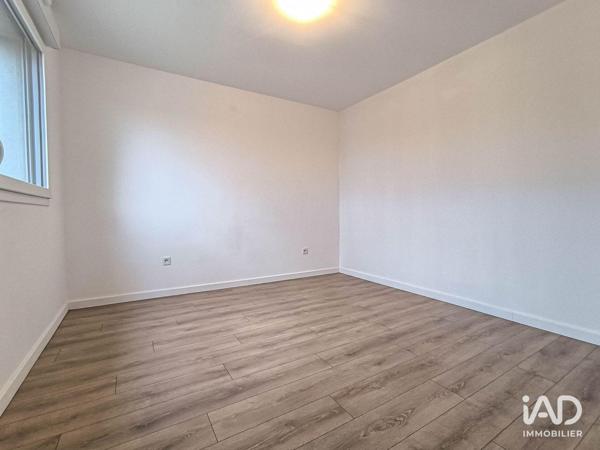 Location appartement 2 pièces 43 m² Armentières