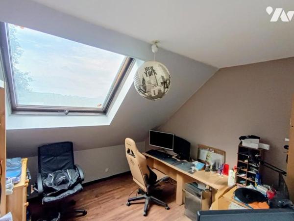 Vente sur Montclar d'une propriété avec 2 maisons