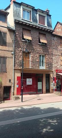 Centre ville Marcillac Vallon, local commercial en RDC de 40 m² avec dépendance
