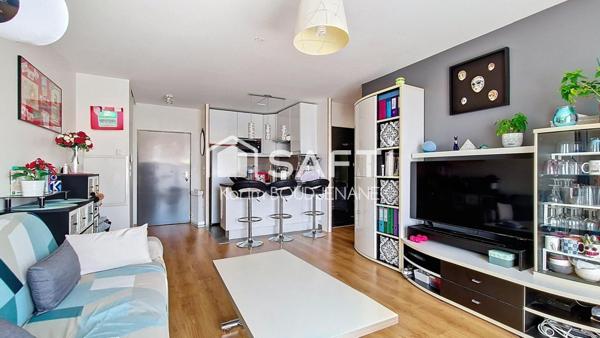 APPARTEMENT LUMINEUX DE 2 PIÈCES AVEC BALCON ET BOX...