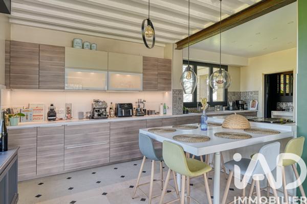 Maison à vendre 8 pièces 243 m² Maffliers