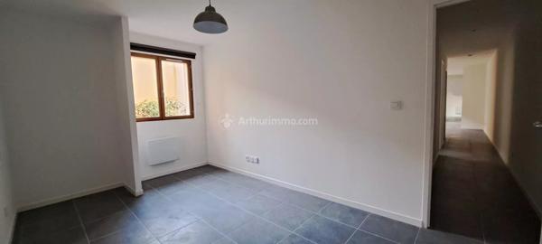 Location Appartement 3 pièces 69 m2 à Carmaux