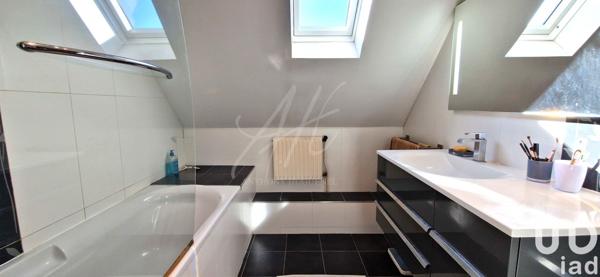 Maison 5 pièces de 115 m² à Villenoy (77124)