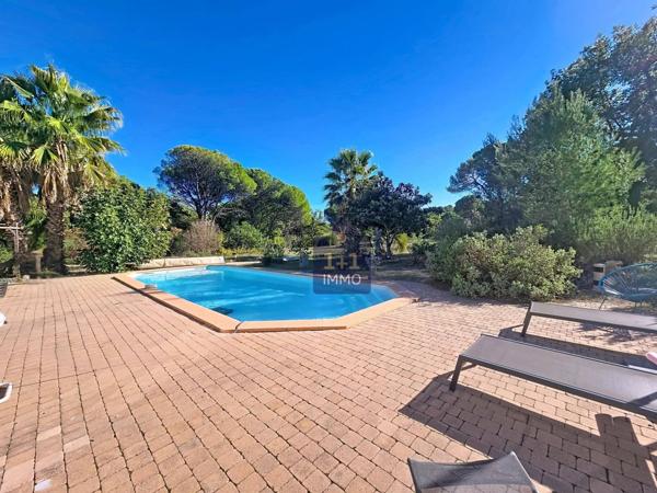 Magnifique villa avec 9400m2 de terrain