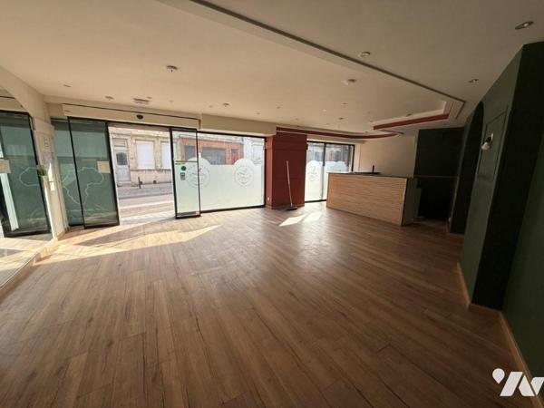 Local commercial de 214 m² situé Rue du Quesnoy en centre-ville de VALENCIENNES