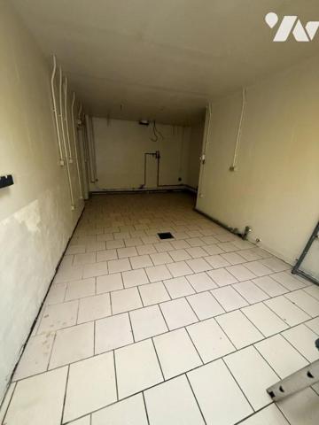 Local commercial de 214 m² situé Rue du Quesnoy en centre-ville de VALENCIENNES