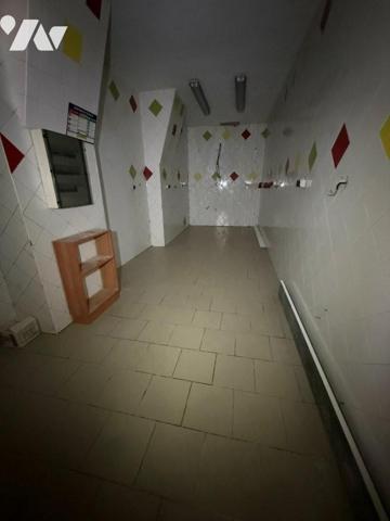 Local commercial de 214 m² situé Rue du Quesnoy en centre-ville de VALENCIENNES