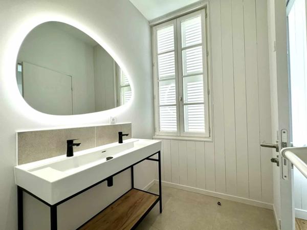 Lumineuse propriété rénovée – usage commercial possible, Saint-Martin-de-Ré