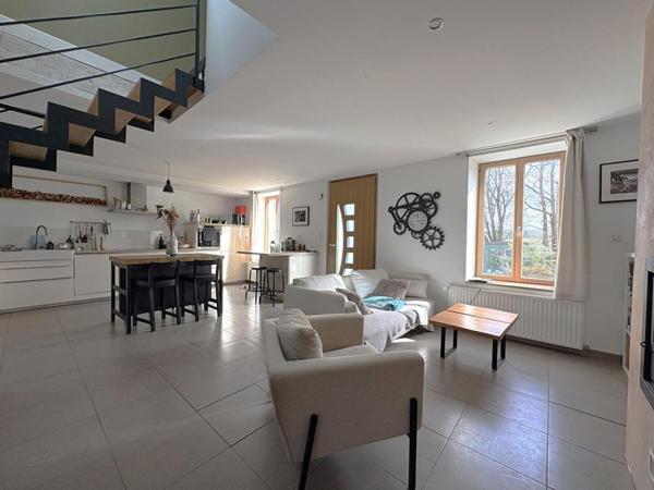 A vendre ROSPORDEN (29140) Maison 4 pièces 2 chambres 1 bureau 87 m2