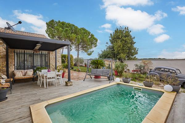 Coup de coeur à Lambesc , Ancien cabanon réhabilité avec piscine, en pleine campagne