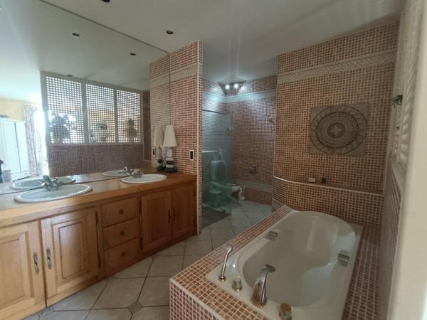 maison 182 m² avec piscine