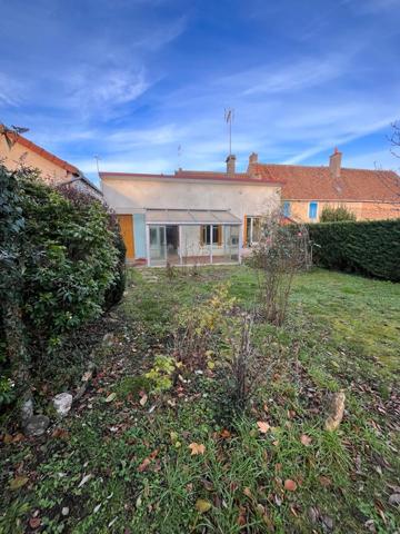 Vente Maison60 m² - 4 Pièces - CHATEAUMEILLANT (18370)
