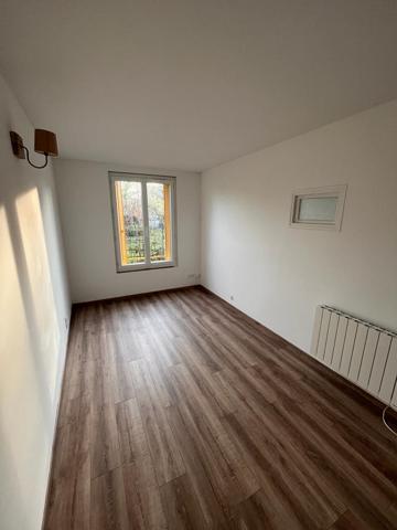 Vente Maison60 m² - 4 Pièces - CHATEAUMEILLANT (18370)