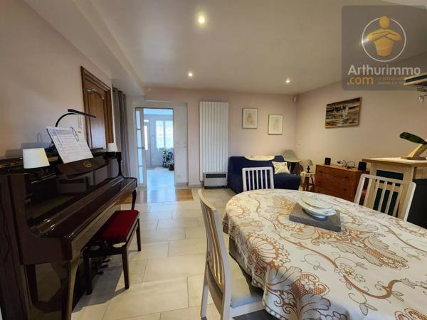 Vente                                                      Maison
                        
                     8 pièces                      165 m2                     à Beaugency
