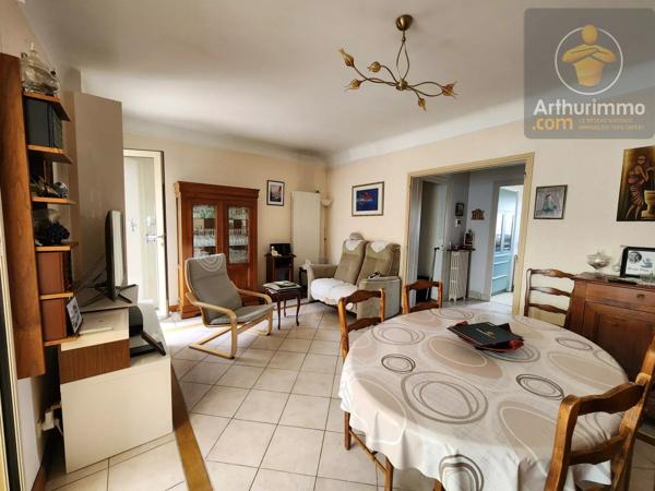 Vente                                                      Maison
                        
                     8 pièces                      165 m2                     à Beaugency