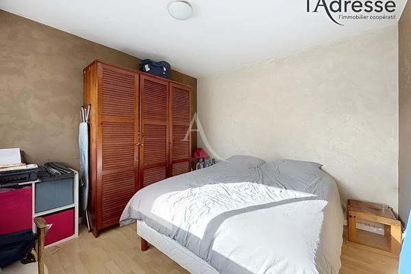Appartement Suresnes 3 pièce(s) 54 m2 avec balcon et cave