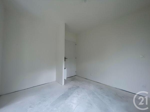 Appartement F4 à vendre  4 pièces - 81,60 m2 BREUILLET - 91