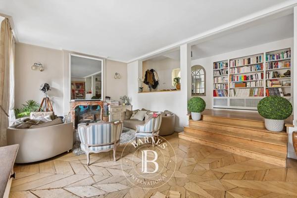 Paris 7ème, Appartement 3 Chambres -  129 m² à vendre