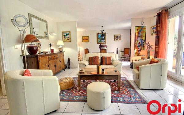 Appartement à vendre    3 pièces •  Marseille 12