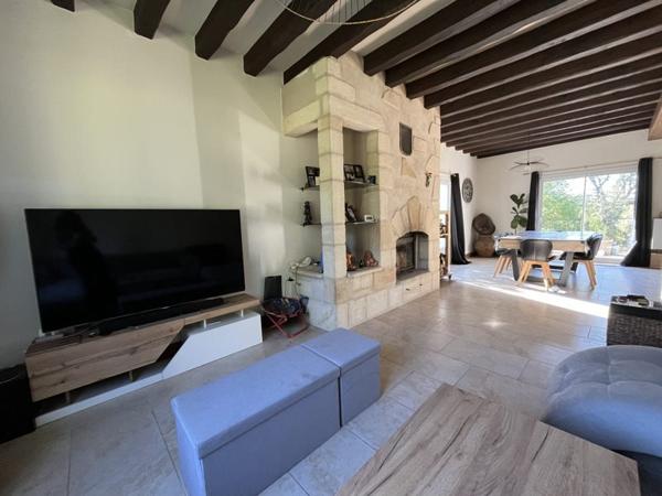 Maison à vendre 299 900 € Saint-Amand-Montrond 9 p 240 m² DPE C