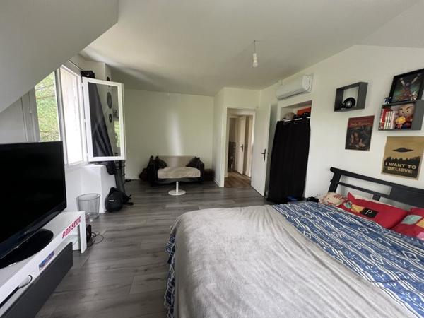 Maison à vendre 299 900 € Saint-Amand-Montrond 9 p 240 m² DPE C