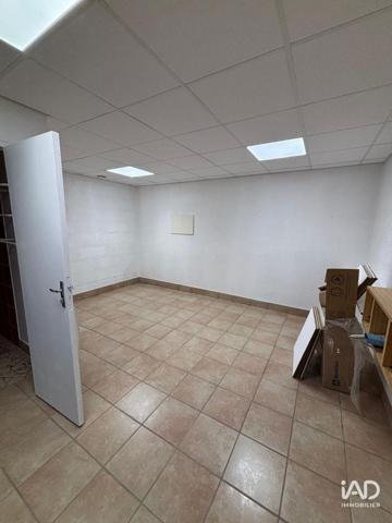 Location hangar 558 m² Doué-en-Anjou