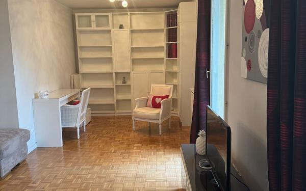 Appartement à louer    2 pièces • 71,81 m2 Lyon 5