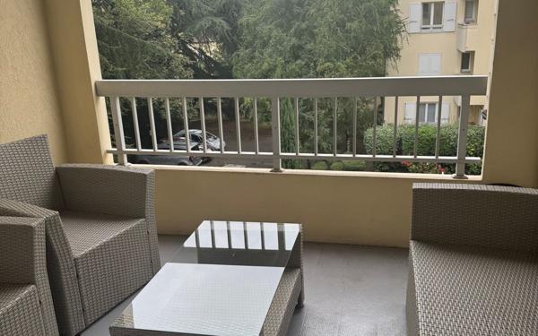 Appartement à louer    2 pièces • 71,81 m2 Lyon 5