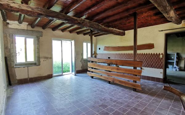 Maison à vendre    6 pièces •  Miribel