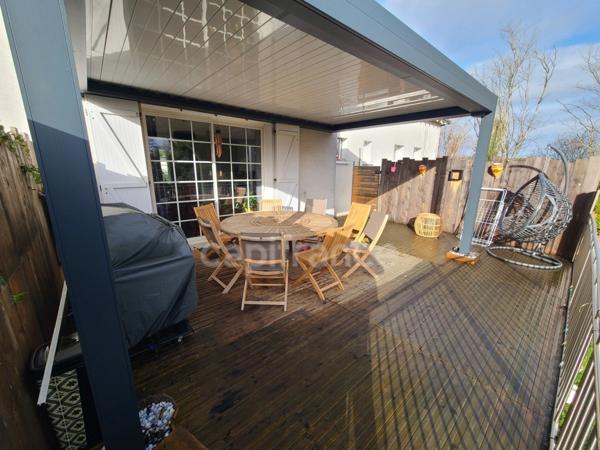 Maison avec piscine 10 pièces sur Loches (37)