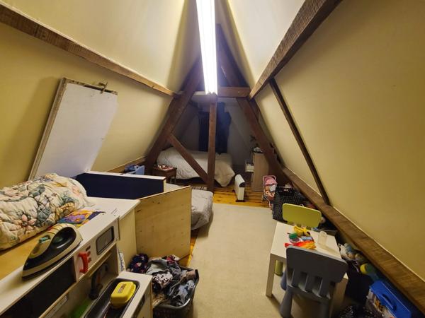 Maison avec piscine 10 pièces sur Loches (37)