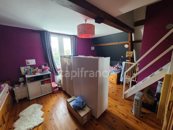 Maison avec piscine 10 pièces sur Loches (37)